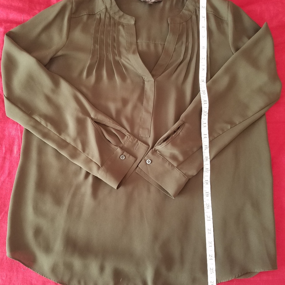 Vera Wang sheer blouse